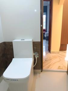 Common Bathroom Image of 900 Sq.ft 2 BHK Apartment / Flat for sale in Patuli Kolkata for Rs. 3200000