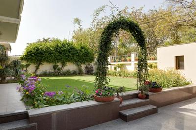 Balcony Image of 8000 Sq.ft 6 BHK Independent House for sale in Palam Vihar Gurgaon for Rs. 215000000