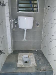Common Bathroom Image of 585 Sq.ft 1 BHK Apartment / Flat for sale in Bhiwandi Thane for Rs. 2515600