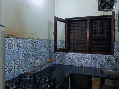Kitchen Image of 500 Sq.ft 1 BHK Builder Floor for sale in Vasundhara Ghaziabad for Rs. 4200000