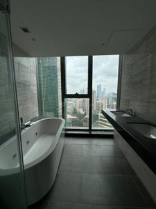 Bathroom Image of 2500 Sq.ft 4 BHK Apartment / Flat for sale in Rustomjee Crown, Prabhadevi Mumbai for Rs. 200000000