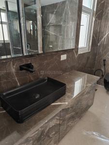 Bathroom Image of 4500 Sq.ft 4 BHK Apartment / Flat for sale in Gulmohar Park New Delhi for Rs. 180000000