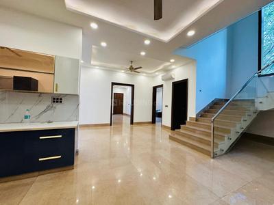 Hall Image of 4500 Sq.ft 5 BHK Farm House for sale in Sainik Farm New Delhi for Rs. 75000000