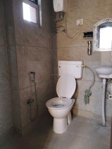 Common Bathroom Image of 890 Sq.ft 2 BHK Apartment / Flat for sale in Rajendra Nagar Ghaziabad for Rs. 5350000