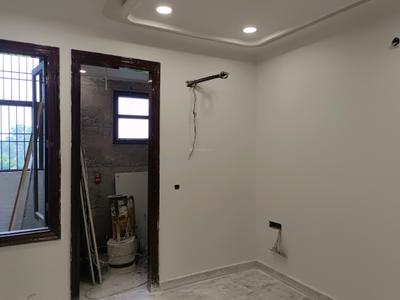 Bedroom Image of 1150 Sq.ft 3 BHK Builder Floor for sale in Sector 22 Rohini New Delhi for Rs. 12100000