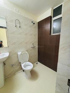 Bathroom Image of 1550 Sq.ft 3 BHK Apartment / Flat for rent in Tajganj Agra for Rs. 18000