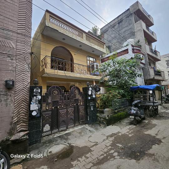 Madanpuri, Sector 7 Main Image 1