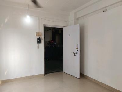Living Room Image of 410 Sq.ft 1 BHK Apartment / Flat for sale in Kandivali West Mumbai for Rs. 7000000