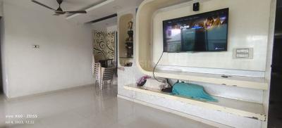 Image of 920 Sq.ft 2.5 BHK Apartment / Flat for rent in Neelkanth Greens, Thane West, Thane for Rs. 58000