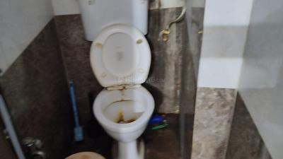 Bathroom Image of 900 Sq.ft 1 RK Independent House for rent in Galaxy Padma Krupa, Vashi Navi Mumbai for Rs. 13000