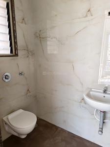 Bathroom Image of 1000 Sq.ft 2 BHK Apartment / Flat for rent in Shri Gajanan Park Apartment, Indira Nagar Nashik for Rs. 15000