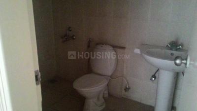 Bathroom Image of 1938 Sq.ft 3 BHK Apartment / Flat for rent in Prestige Kensington Gardens, Jalahalli Bengaluru for Rs. 49000