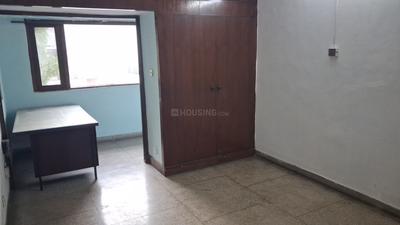 Bedroom Image of 1800 Sq.ft 3.5 BHK Duplex for sale in Swaraj Homes Pocket C RWA Sarita Vihar, Sarita Vihar New Delhi for Rs. 31000000