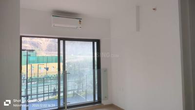 Bedroom Image of 750 Sq.ft 2 BHK Apartment / Flat for sale in Kanakia Silicon Valley, Powai Mumbai for Rs. 25000000