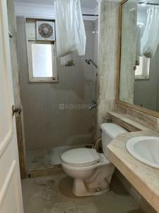 Bathroom Image of 1250 Sq.ft 3 BHK Apartment / Flat for sale in Hiranandani Verona CHS, Powai Mumbai for Rs. 55100000