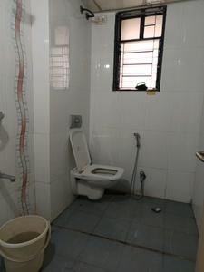 Common Bathroom Image of 1300 Sq.ft 2 BHK Apartment / Flat for sale in Magarpatta Cosmos Apartment, Hadapsar Pune for Rs. 22000000