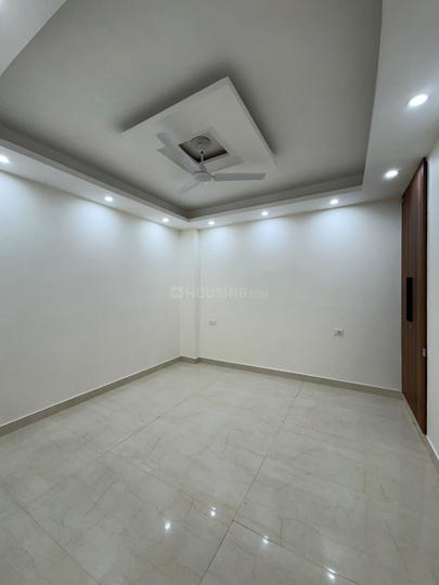 B-1115 Bedroom 1