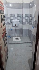 Bathroom Image of 180 Sq.ft 1 RK Independent House for rent in Karaundi Varanasi for Rs. 7000