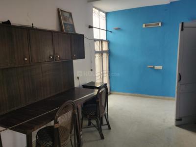 Kitchen Image of 750 Sq.ft 2 BHK Builder Floor for rent in Arun Vihar, Sector 37 Noida for Rs. 32125