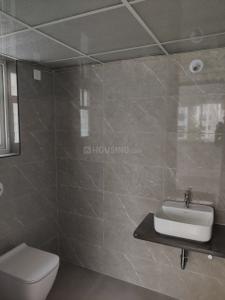 Bathroom Image of 1700 Sq.ft 3 BHK Apartment / Flat for sale in Goel Ganga Arcadia, Kharadi Pune for Rs. 20500000