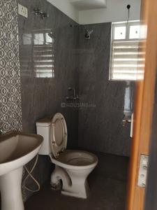 Bathroom Image of 1150 Sq.ft 3 BHK Apartment / Flat for sale in PS Equinox, Tangra Kolkata for Rs. 10000000