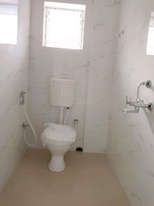 Common Bathroom Image of 720 Sq.ft 2 BHK Apartment / Flat for sale in Kamdahari Kolkata for Rs. 2700000