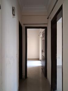 Passage Image of 1045 Sq.ft 2 BHK Apartment / Flat for sale in Paramount Floraville, Sector 137 Noida for Rs. 11500000