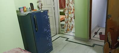 Bedroom Image of 700 Sq.ft 2 BHK Builder Floor for rent in Patuli Kolkata for Rs. 19000