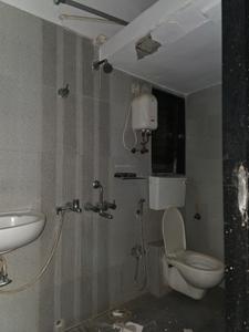Common Bathroom Image of 925 Sq.ft 2 BHK Apartment / Flat for sale in Parikh Peninsula Park, Virar West Virar for Rs. 6800000