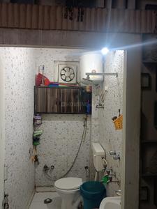 Bathroom Image of 680 Sq.ft 2 BHK Builder Floor for sale in Dilshad Garden New Delhi for Rs. 4500000