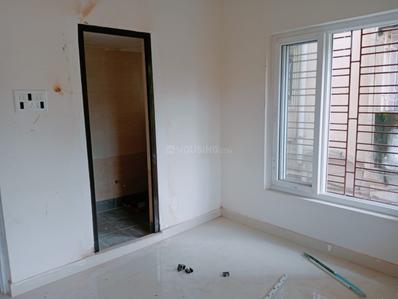 Bedroom Image of 825 Sq.ft 2 BHK Builder Floor for sale in Baranagar Kolkata for Rs. 3800000