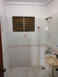 Bathroom Image of 1200 Sq.ft 2 BHK Apartment / Flat for rent in Lakeview Residency Bengaluru for Rs. 20000