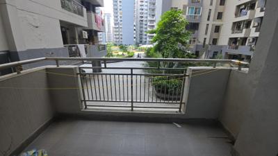 Balcony Image of 1381 Sq.ft 3 BHK Apartment / Flat for rent in CGEWHO Kendriya Vihar, Phi II Greater Noida for Rs. 20000