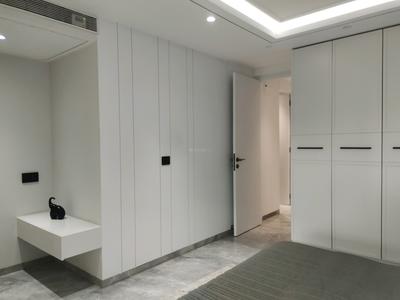 Bedroom Image of 2200 Sq.ft 4 BHK Apartment / Flat for sale in Vile Parle West Mumbai for Rs. 100000000