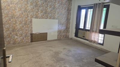 Bedroom Image of 4400 Sq.ft 4 BHK Apartment / Flat for sale in Rajouri Garden New Delhi for Rs. 60000000