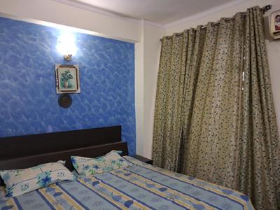 Bedroom Image of 1474 Sq.ft 3.5 BHK Apartment / Flat for sale in Amrapali Zodiac, Sector 120 Noida for Rs. 14800000
