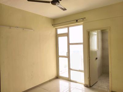 Bedroom Image of 743 Sq.ft 3 BHK Apartment / Flat for rent in Pyramid Infinity, Sector 70 Gurgaon for Rs. 19000