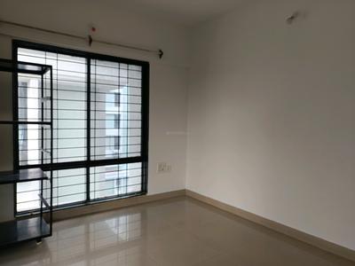 Bedroom Image of 950 Sq.ft 2 BHK Apartment / Flat for rent in Magarpatta Iris, Magarpatta City Pune for Rs. 34000