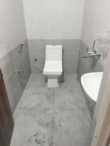 Bathroom Image of 1750 Sq.ft 3 BHK Builder Floor for rent in Financial District Hyderabad for Rs. 52000