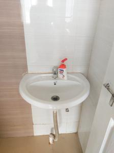 Bathroom Image of 1000 Sq.ft 2 BHK Apartment / Flat for rent in GK Developer Dwarka Sai Paradise, Pimple Saudagar Pune for Rs. 28000