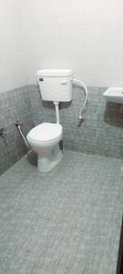 Bathroom Image of 1000 Sq.ft 2 BHK Independent House for rent in Jhotwara Jaipur for Rs. 10000