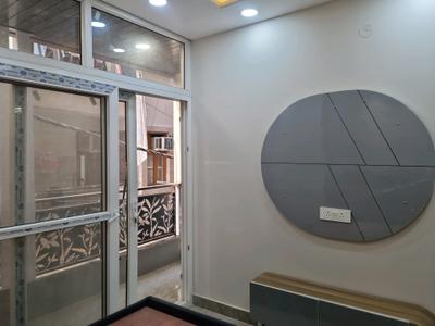 Bedroom Image of 910 Sq.ft 3 BHK Apartment / Flat for rent in Dwarka Mor New Delhi for Rs. 26000