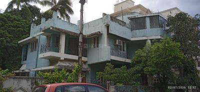 6 BHK Independent House