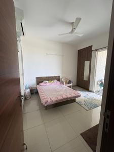 Bedroom Image of 1890 Sq.ft 3 BHK Apartment / Flat for rent in Thoraipakkam Chennai for Rs. 65000