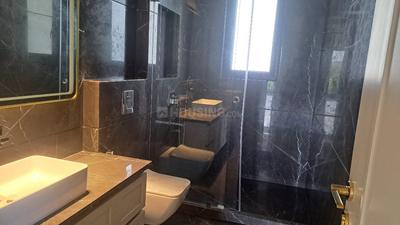 Bathroom Image of 4500 Sq.ft 4 BHK Builder Floor for sale in New Friends Colony New Delhi for Rs. 140000000