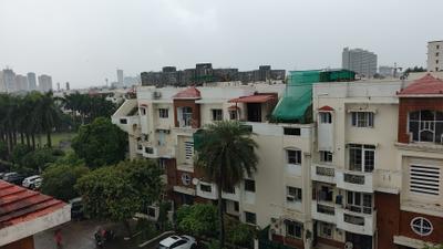 Balcony Image of 1015 Sq.ft 2 BHK Apartment / Flat for sale in Eldeco Residency Greens, Sector PI Greater Noida for Rs. 11800000