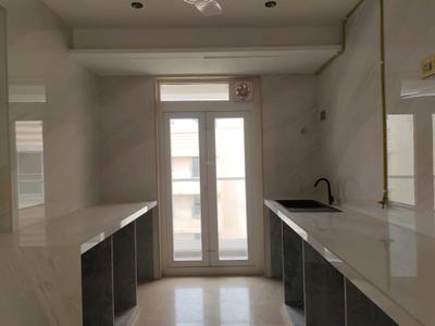 Kitchen Image of 3000 Sq.ft 4 BHK Apartment / Flat for sale in Gurukrupa Vyom, Vile Parle West Mumbai for Rs. 170000000