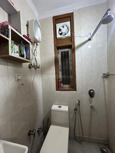 Bathroom Image of 1440 Sq.ft 3 BHK Builder Floor for sale in Mukherjee Nagar New Delhi for Rs. 17000000