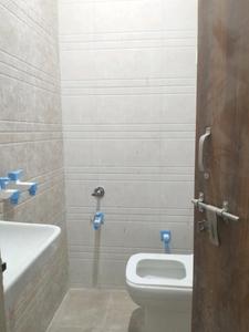 Common Bathroom Image of 500 Sq.ft 2 BHK Builder Floor for rent in New Ashok Nagar New Delhi for Rs. 20000