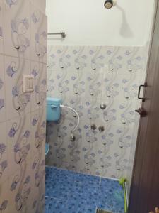 Bathroom Image of 1100 Sq.ft 2 BHK Builder Floor for rent in Kanjirampara Thiruvananthapuram for Rs. 10000